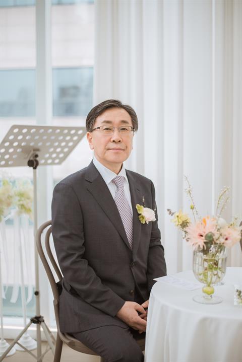 이석진